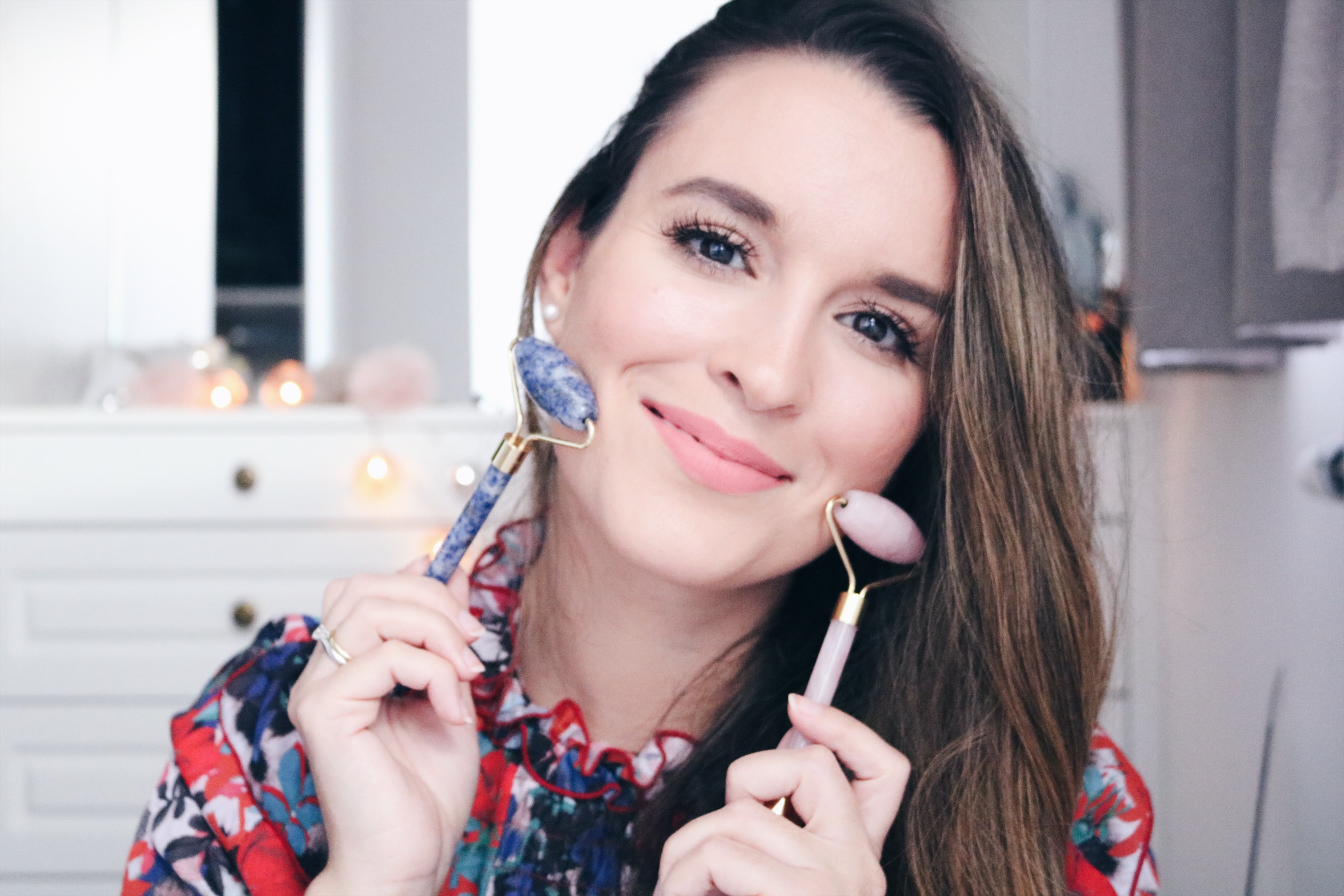 Hoe gebruik je een gezichtsroller? | Rozenkwarts, Jade Roller of Blauwe Jaspis