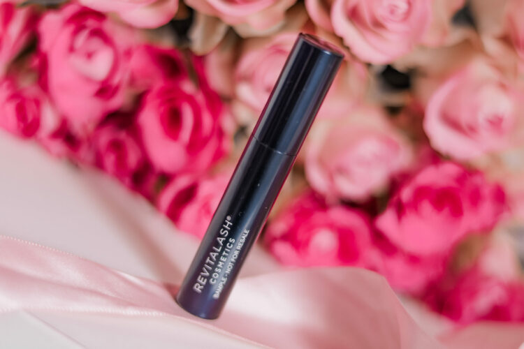 Revitalash Eyelash Serum Review: Volledig overzicht met foto’s voor en na