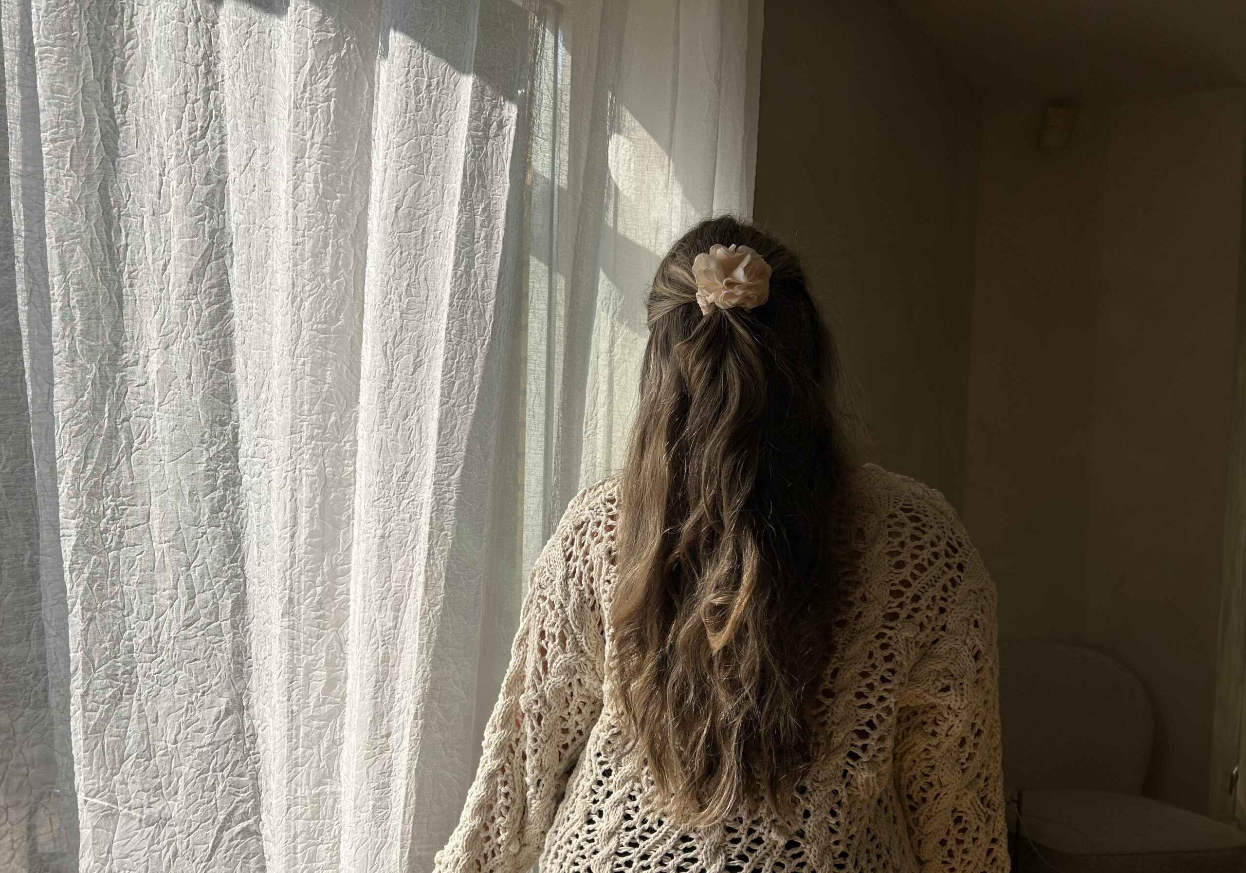 Haarclips en haarelastiekjes met Maxi Bloem – Accessoire Must Have