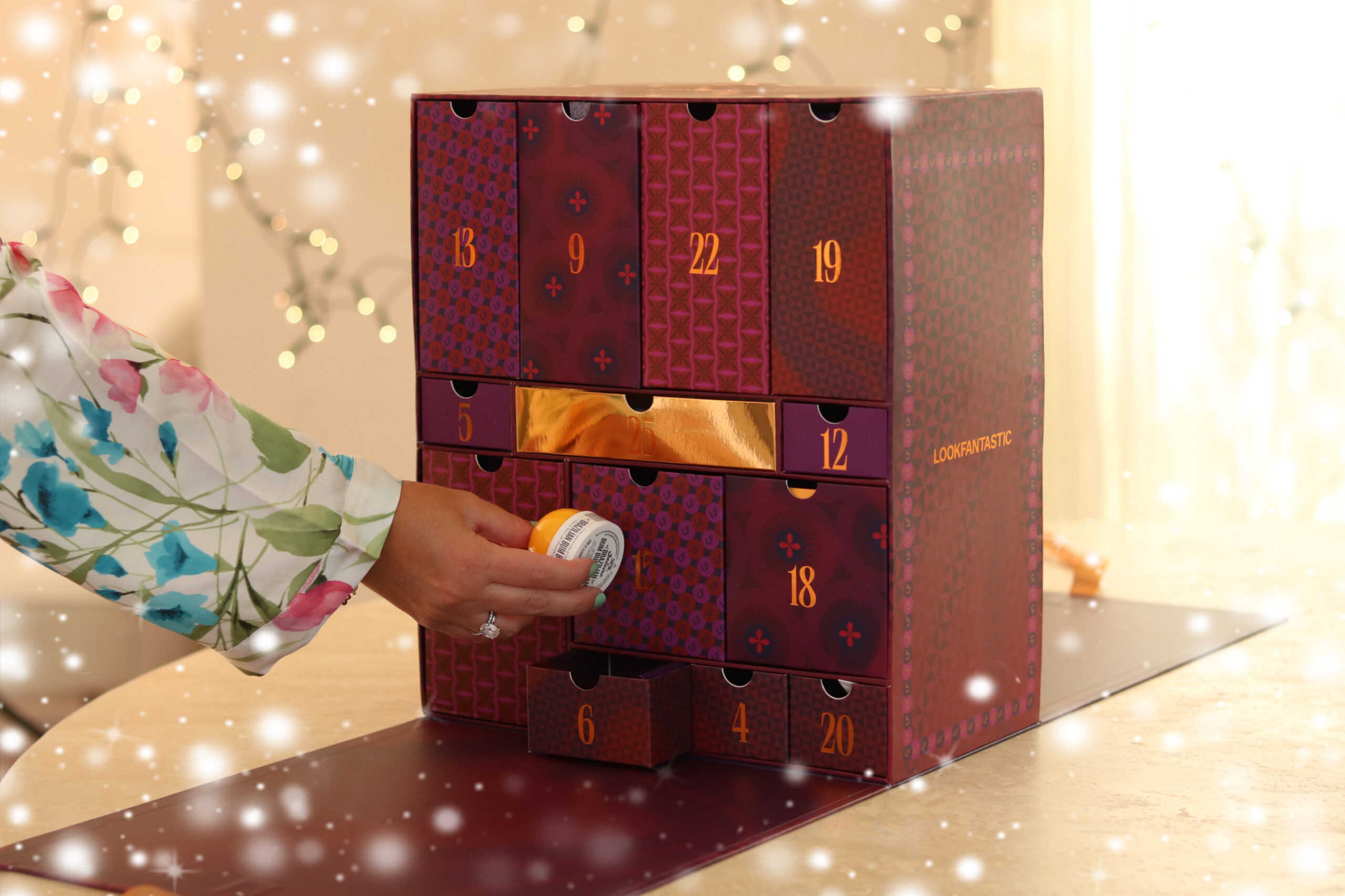 Wat zit er in de LOOKFANTASTIC Beauty Adventskalender 2023? SPOILER ALERT!