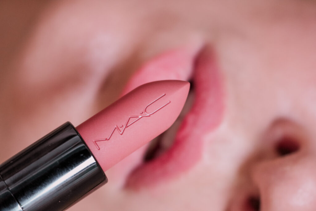 la bouche mordue lip effect